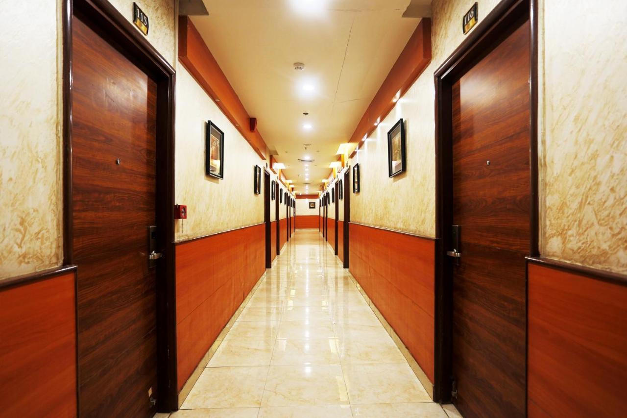 Hotel Capital O Green Palms Near Jhilmil Metro Station Nové Dillí Exteriér fotografie