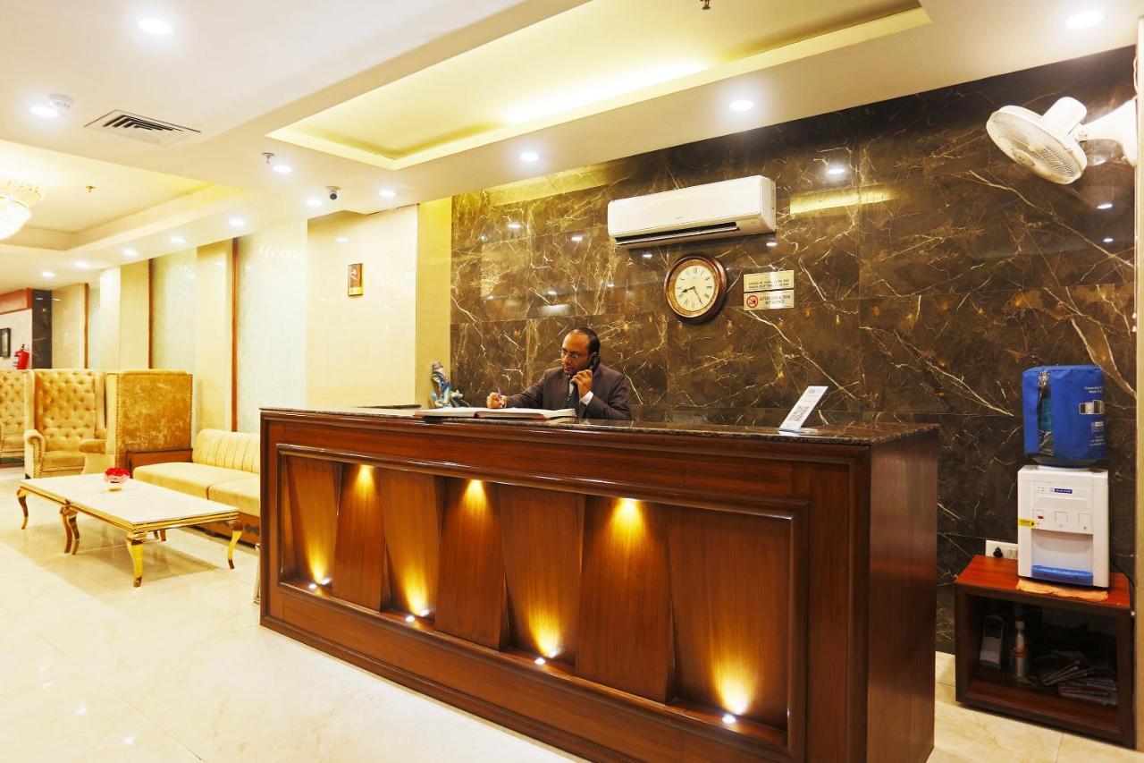 Hotel Capital O Green Palms Near Jhilmil Metro Station Nové Dillí Exteriér fotografie